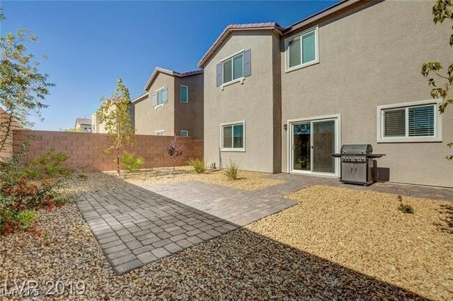 property at 8041 Ancient Oaks Ave