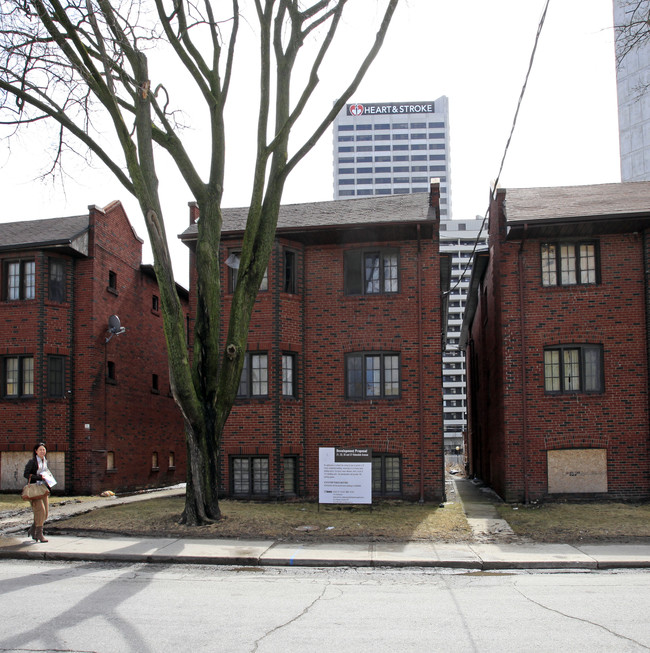 33 Helendale Ave in Toronto, ON - Building Photo - Building Photo