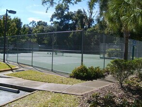 13200 W Newberry Rd-Unit -V-124 in Newberry, FL - Foto de edificio - Building Photo