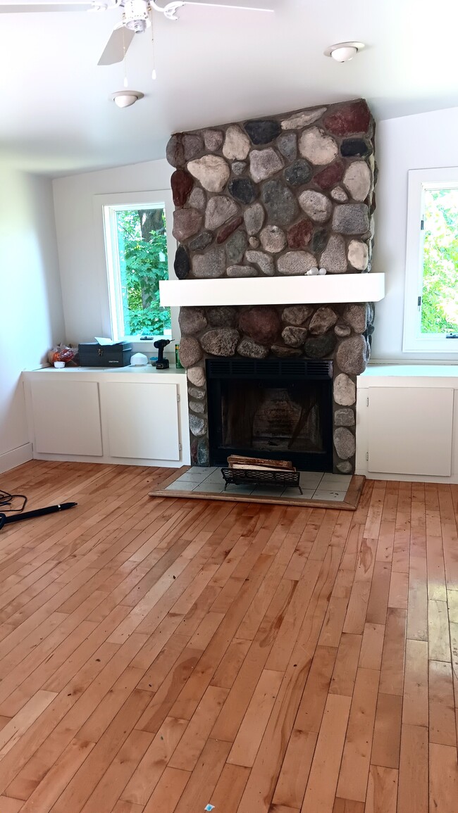 property at 4503 Lakeland Dr
