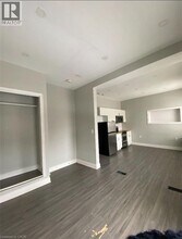 70 Victoria Ave S in Hamilton, ON - Building Photo - Building Photo