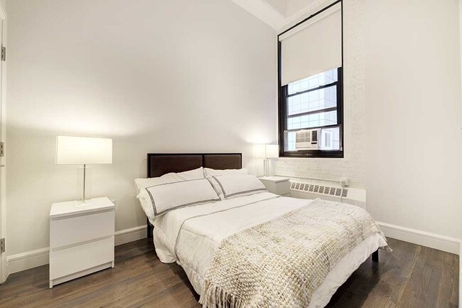 Greenwich St Lofts in New York, NY - Building Photo - Building Photo