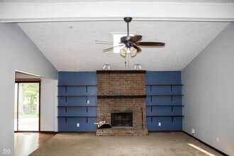 6723 Balmoral Rd in Indianapolis, IN - Building Photo - Building Photo