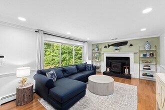 15 Surrey Ln in Sandwich, MA - Building Photo - Building Photo