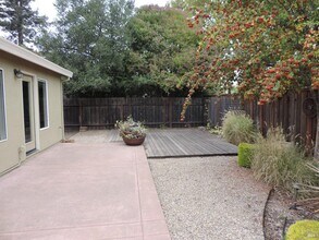 4150 Manchester Dr in Napa, CA - Building Photo - Building Photo