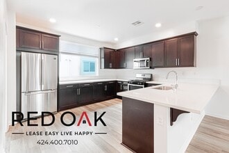 14430 Strawberry Ln in Gardena, CA - Foto de edificio - Building Photo