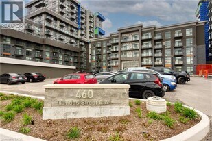 460 Dundas St E in Hamilton, ON - Building Photo