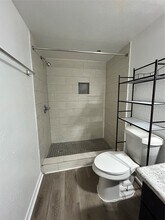 3901 Woodchase Dr in Houston, TX - Building Photo - Building Photo