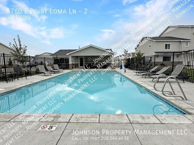 5760 E Point Loma Ln in Nampa, ID - Building Photo - Building Photo