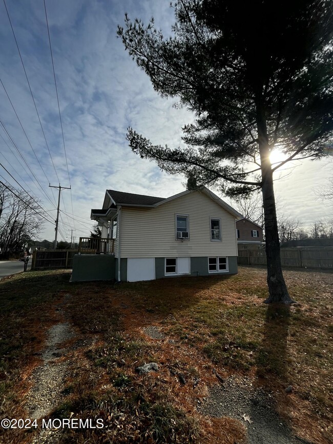 54 3rd Ave in Toms River, NJ - Building Photo - Building Photo