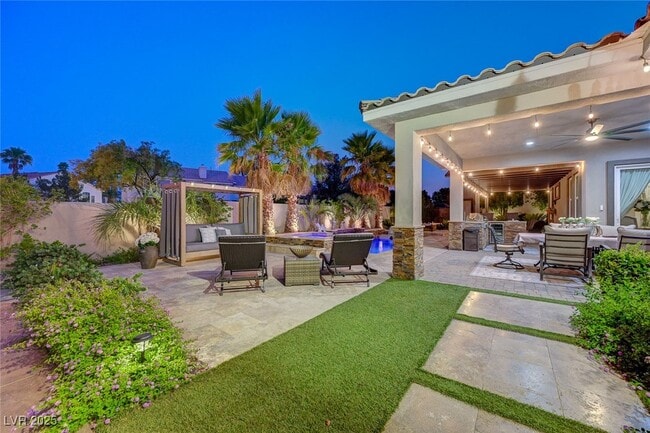 property at 5595 El Camino Rd
