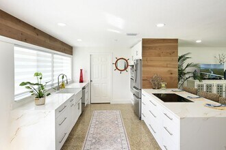 9504 Saturn Ave in Hobe Sound, FL - Building Photo - Building Photo