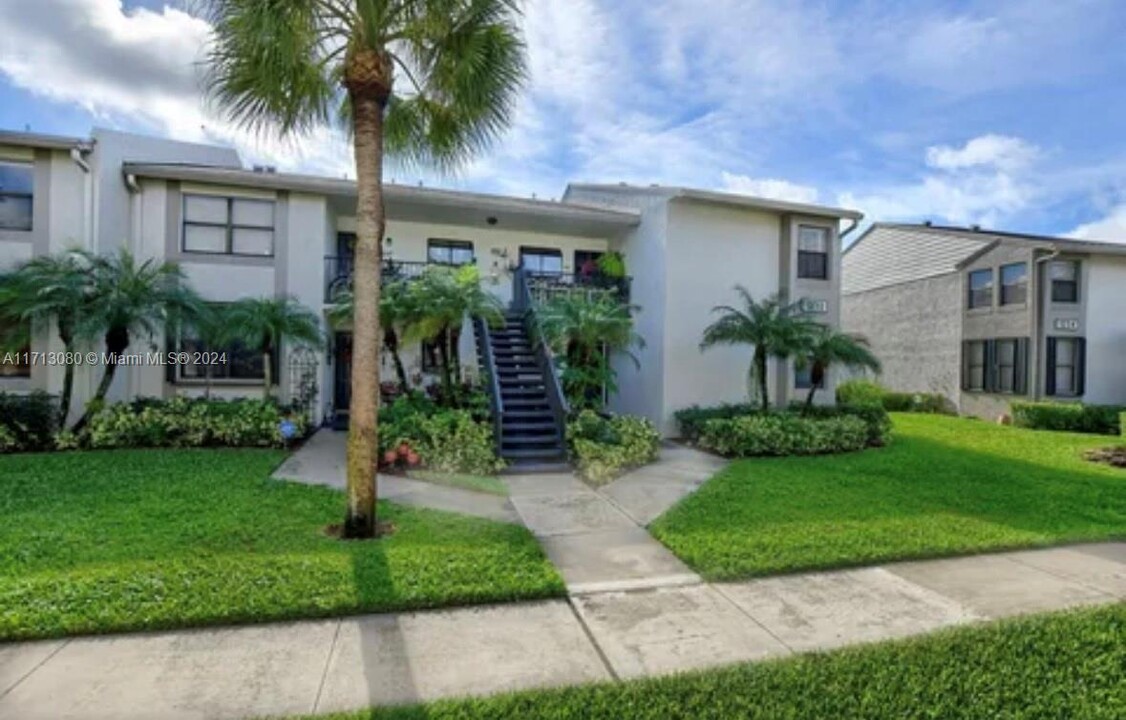 1232 S Military Trl, Unit 1914 in Deerfield Beach, FL - Building Photo