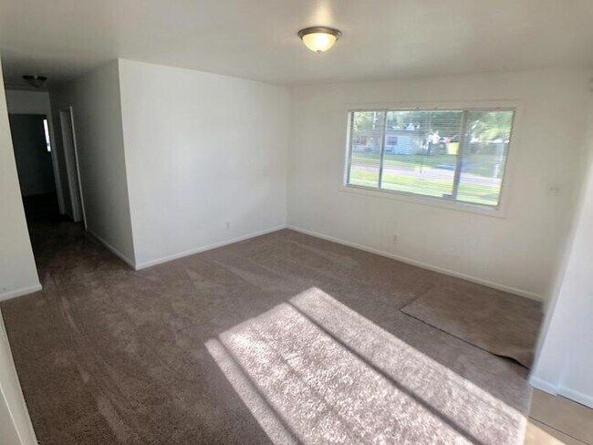 4424 W Oklahoma Ave in Tampa, FL - Building Photo - Building Photo