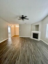 10424 Hugue Way in Charlotte, NC - Building Photo - Building Photo