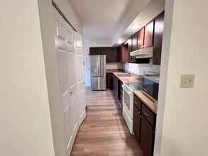 2309A Melrose Dr in Champaign, IL - Building Photo - Building Photo