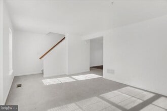 655 Fisher Dr in York, PA - Building Photo - Building Photo