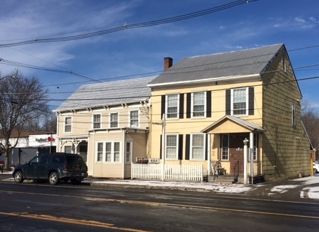 1611 Main St in Pleasant Valley, NY - Building Photo