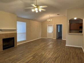 4018 Teal Run Meadows Dr in Fresno, TX - Building Photo - Building Photo