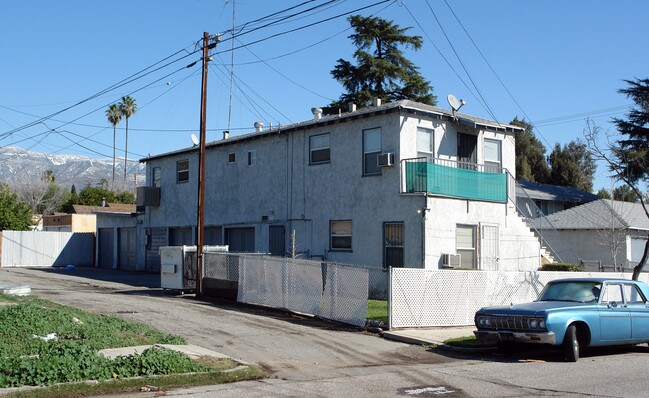 622 W Magnolia Ave in San Bernardino, CA - Building Photo - Building Photo