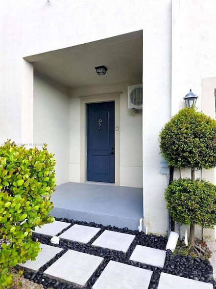property at 14213 SW 274th St