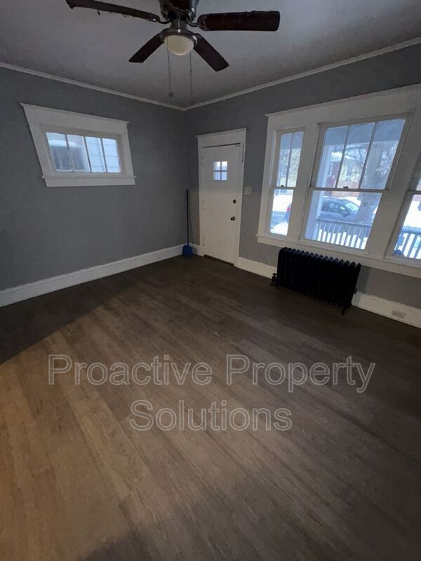 21 Edison St in Wilkes-Barre, PA - Building Photo - Building Photo