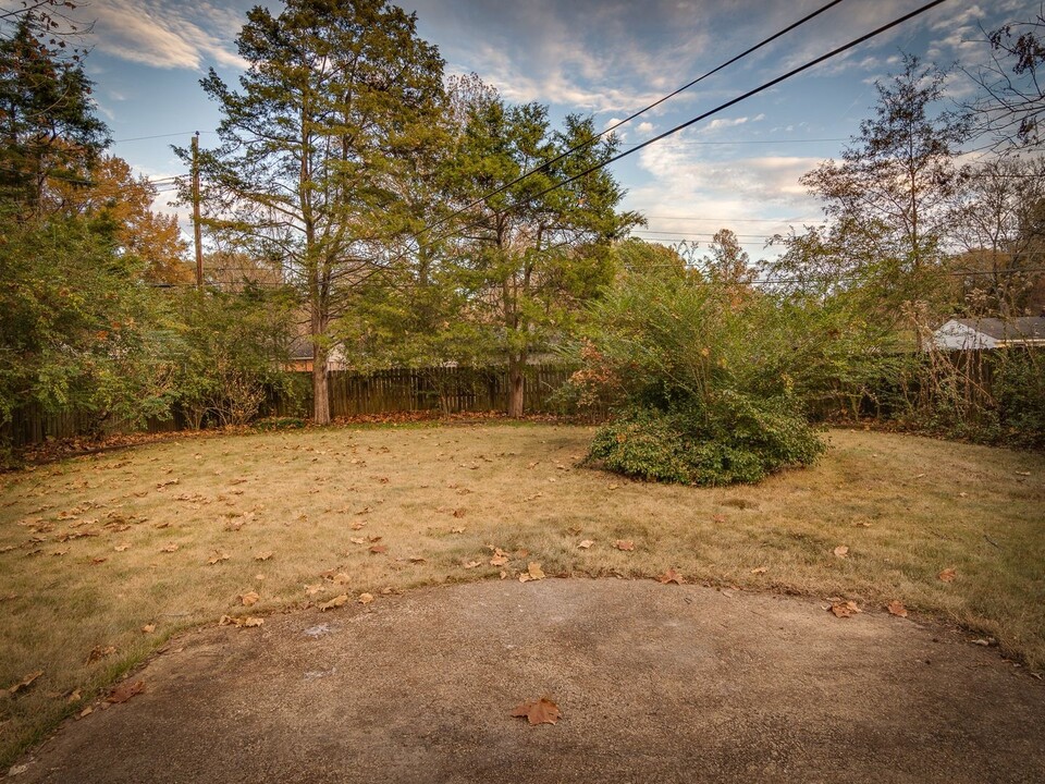 1208 Perkins Terrace in Memphis, TN - Building Photo