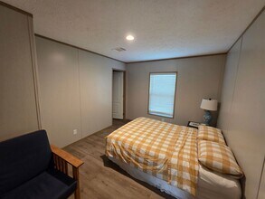 116 Long Leaf Dr in Melrose, FL - Building Photo - Building Photo
