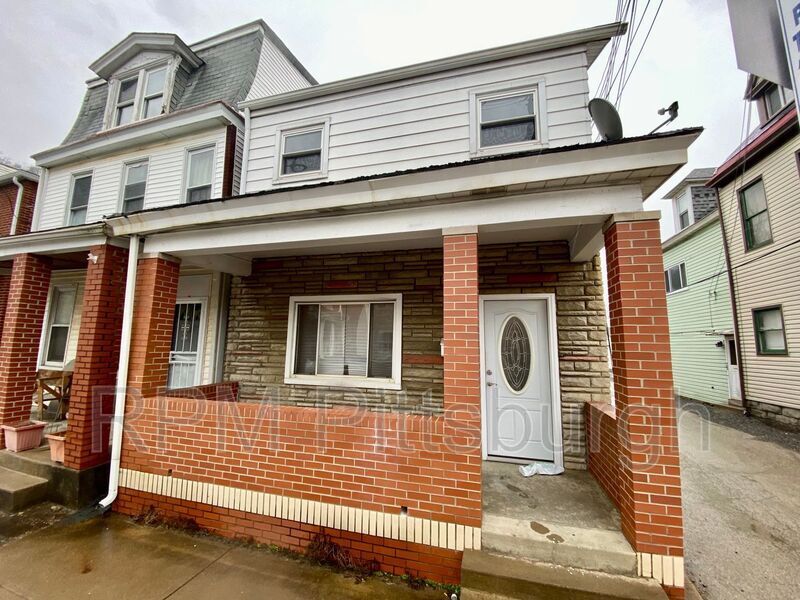 210 18th St in Pittsburgh, PA - Building Photo
