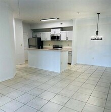 5618 Pinnacle Heights Cir in Tampa, FL - Building Photo - Building Photo