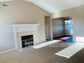 218 Maddux Ct in Huntsville, AL - Building Photo - Building Photo