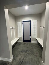 6111 Meisenheimer Ave in Las Vegas, NV - Building Photo - Building Photo