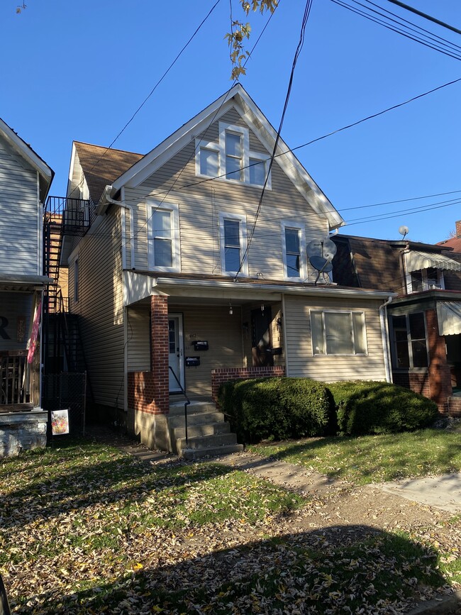 442 Eleanor St, Unit 3