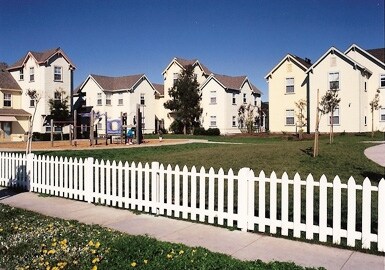 Main Street Park in Half Moon Bay, CA - Foto de edificio - Other