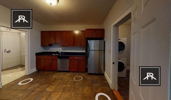 13 Beacon St in Somerville, MA - Building Photo - Building Photo