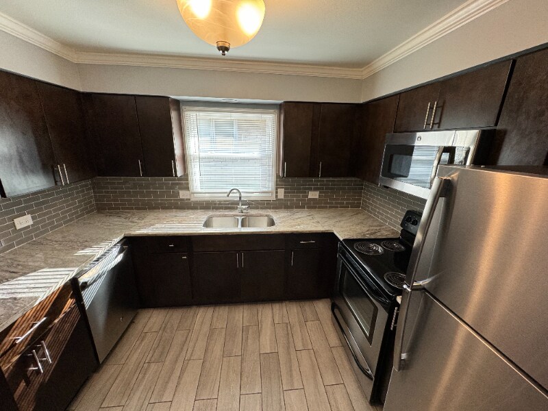 9609 S Keeler Ave-Unit -2W in Oak Lawn, IL - Foto de edificio