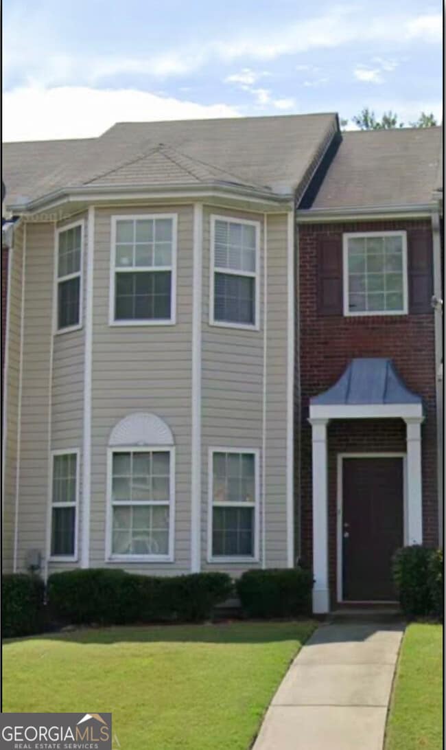 property at 8490 Oakley Cir