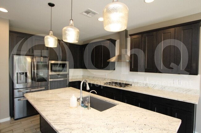 property at 824 E Ashurst Dr