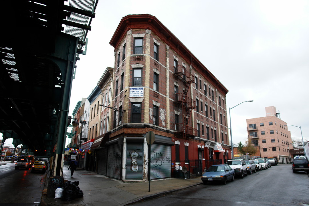 1213 Myrtle Ave in Brooklyn, NY - Building Photo