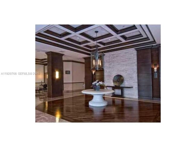 3600 Yacht Club Dr in Aventura, FL - Foto de edificio - Building Photo