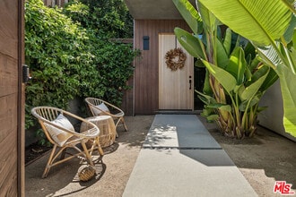1037 Palms Blvd in Los Angeles, CA - Building Photo - Building Photo