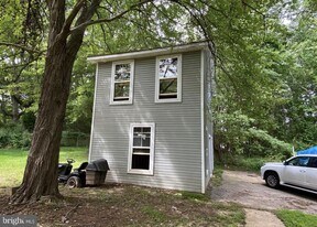 7614 Old Ox Rd in Fairfax Station, VA - Building Photo