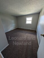 210 Patricia Dr in Byesville, OH - Building Photo