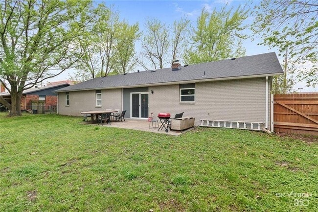 405 SW 10th St in Bentonville, AR - Building Photo - Building Photo