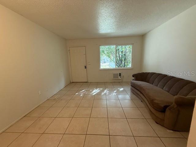 8528 Channelview Cir in Tampa, FL - Building Photo - Building Photo