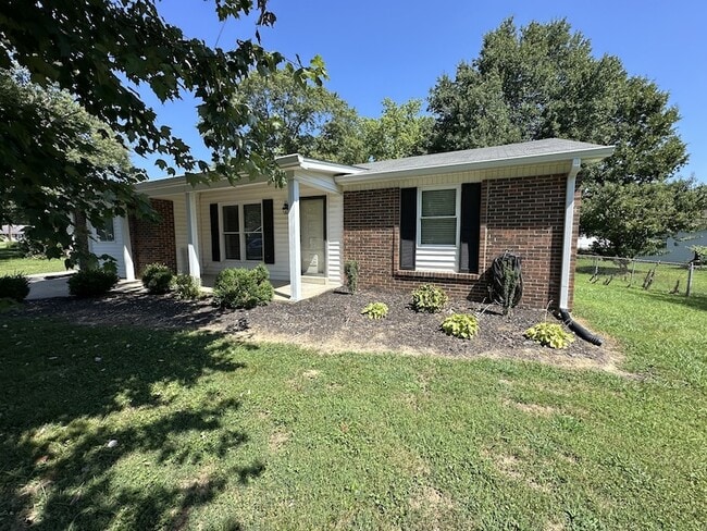 116 SE Springdale Dr, Unit 110 in Mount Juliet, TN - Building Photo - Building Photo