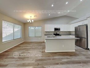 7358 E Nopal Ave in Mesa, AZ - Building Photo - Building Photo