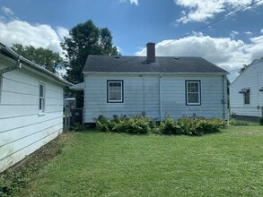 1709 Calumet Ave in Beloit, WI - Building Photo - Building Photo