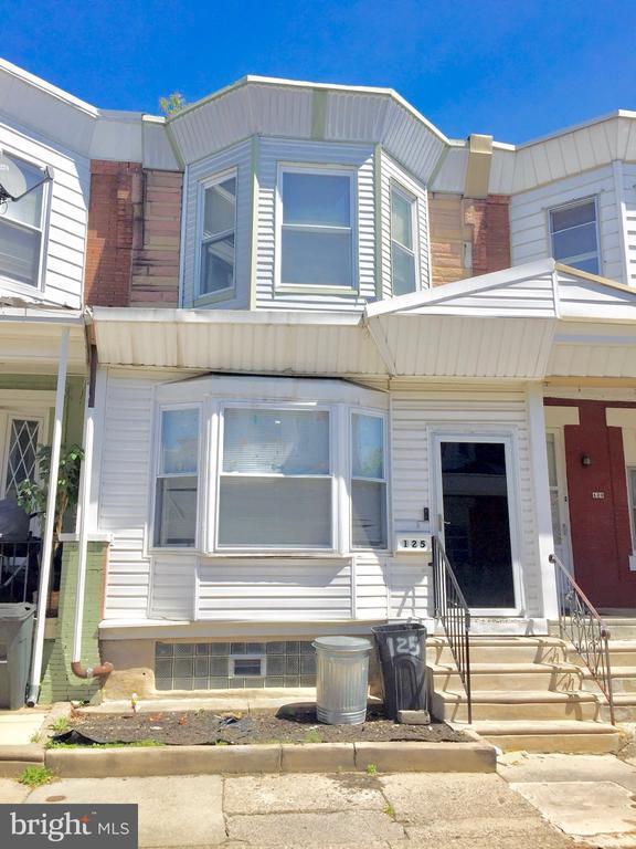 property at 125 N Ruby St