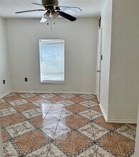 602 Massey Tompkins Rd in Baytown, TX - Building Photo - Building Photo